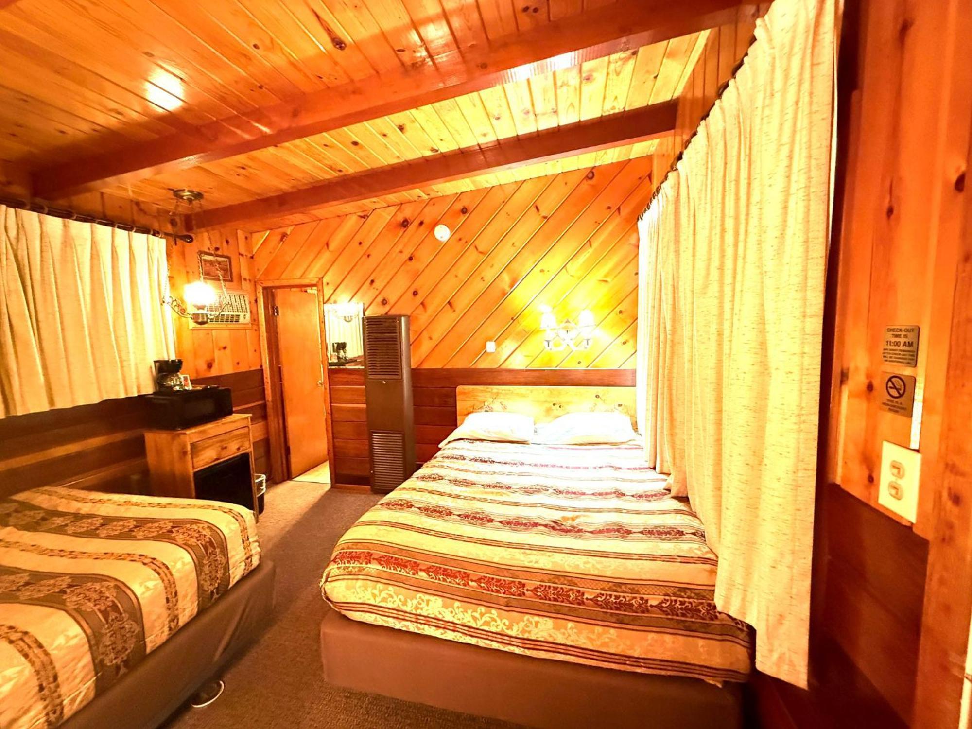 Toiyabe Motel Walker Номер фото